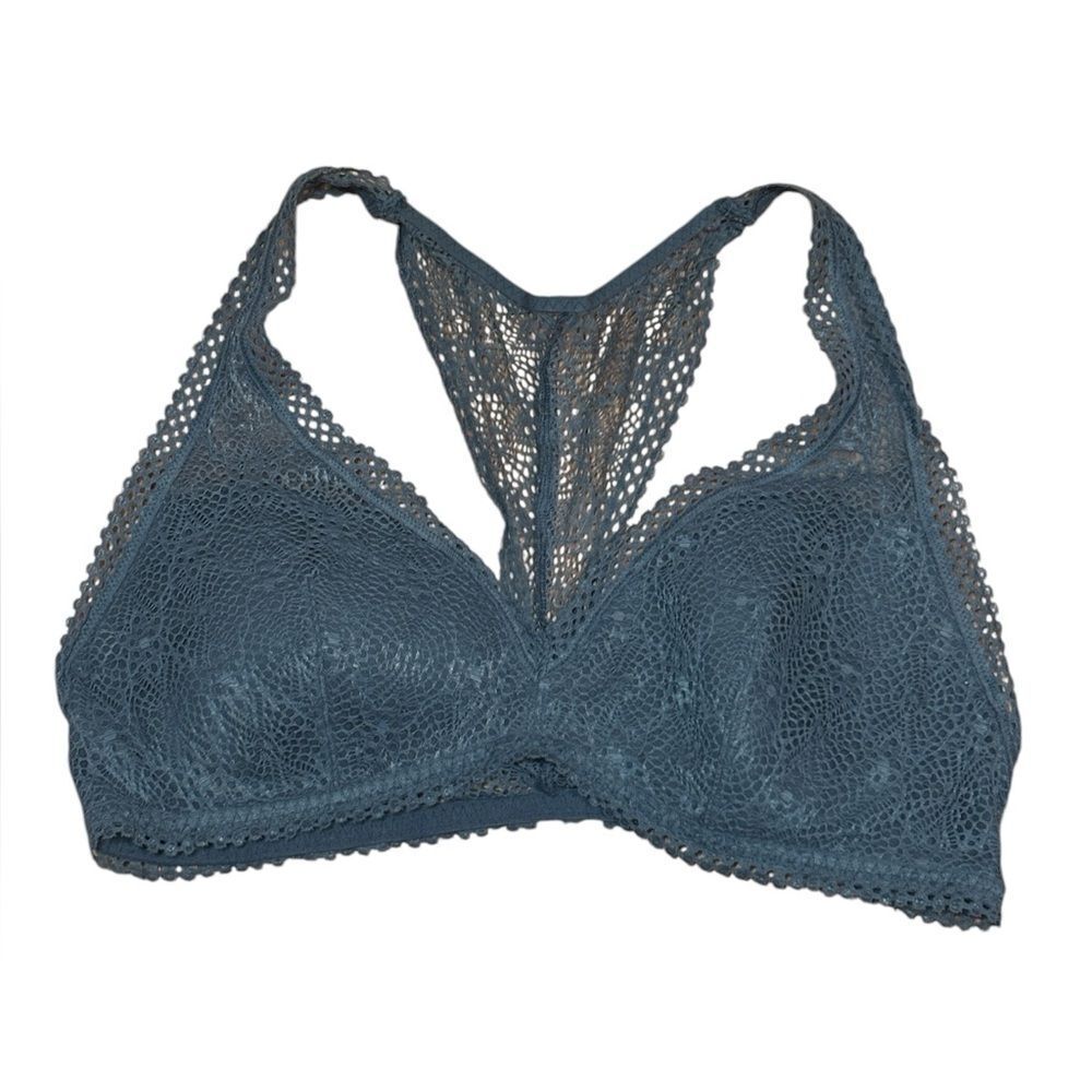 Victoria’s Secret gray lace bralette, large